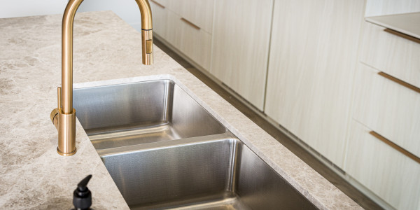 Comprar / Vender Casas Unifamiliares y Chalets en Sant Martí Sarroca · con Cocinas de Diseño